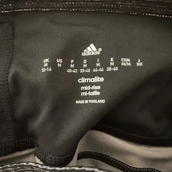 Adidas Clima-Lite Cropped Knee Length Leggings Black Gray Print Size Medium - Picture 2 of 3